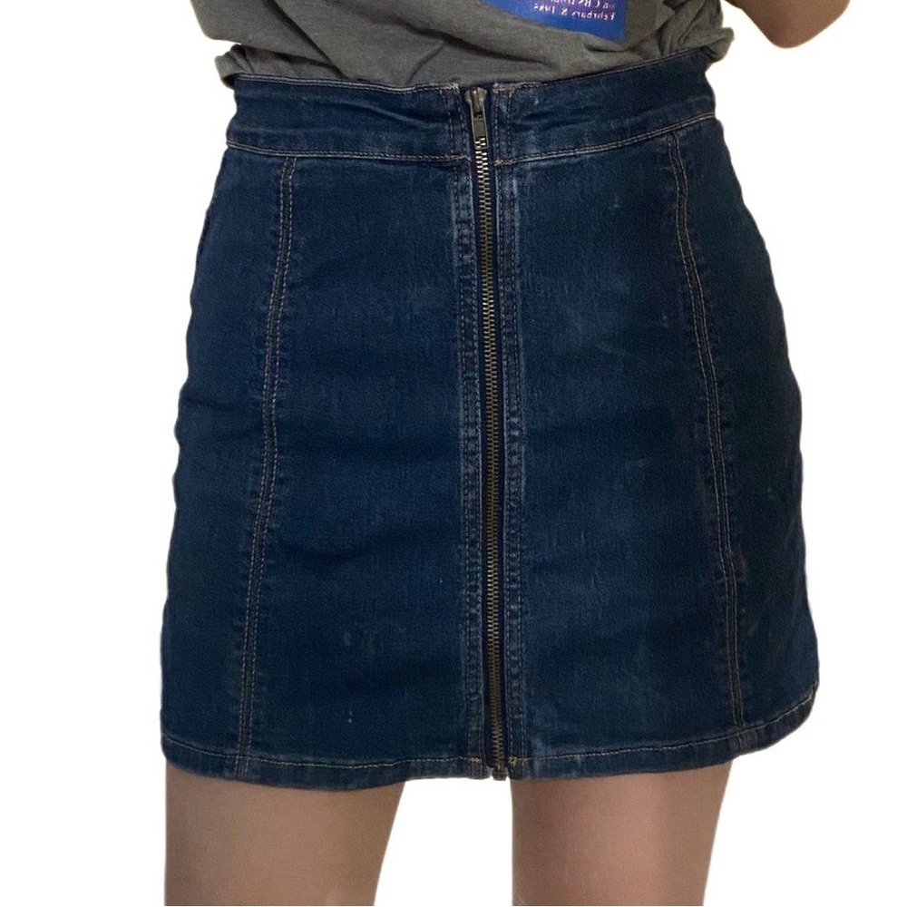Stretch Denim Mini Skirt with front Zipper